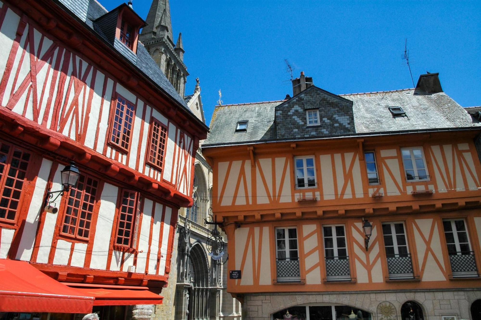 Kyriad Vannes Centre Ville Buitenkant foto